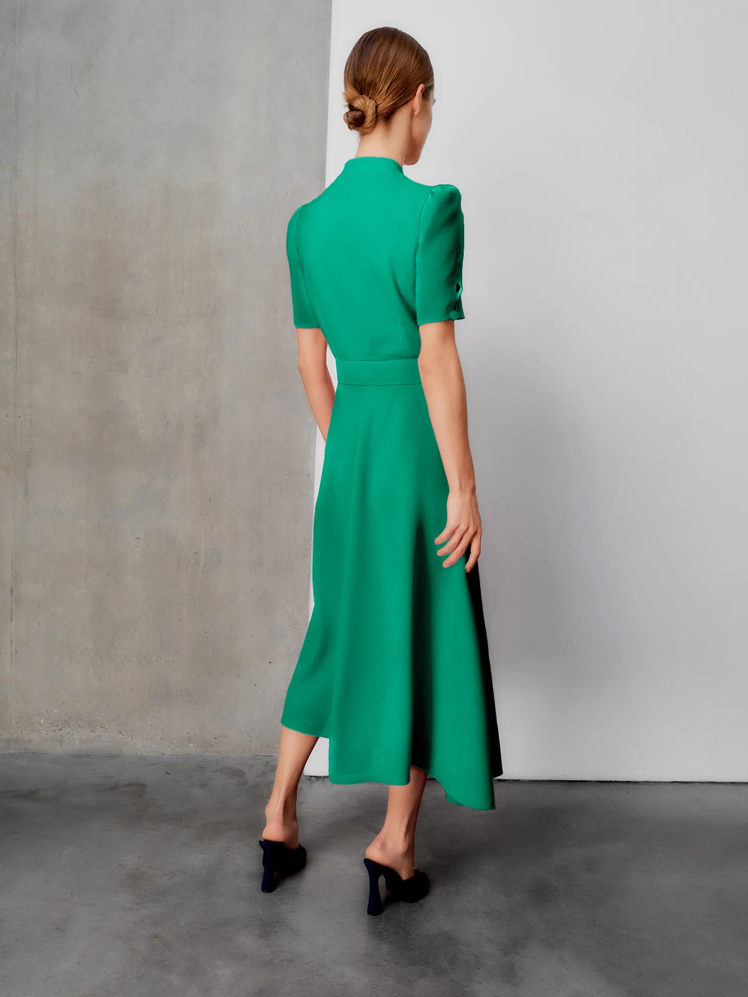 Ahana Emerald Short Sleeve Dress - Image 7