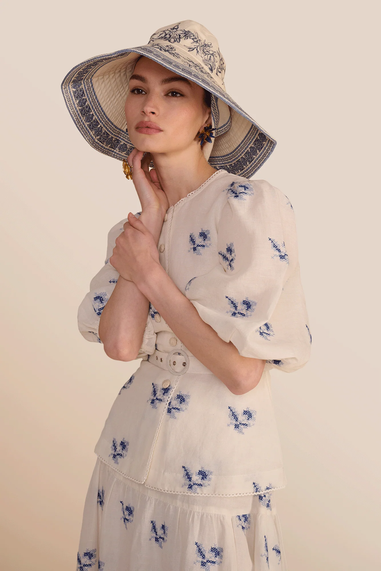 Gabriella White Hatch Rose Blouse - Image 6