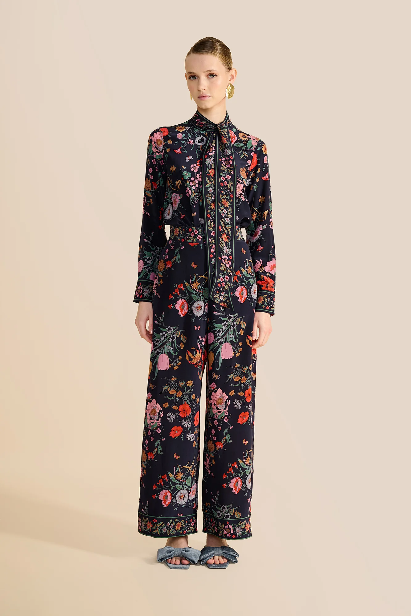 India Floral Bouquet Trousers - Image 6