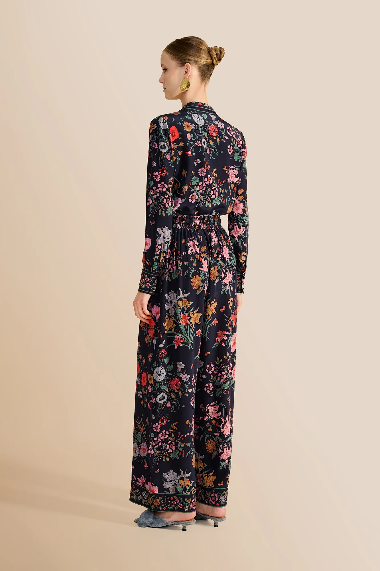 India Floral Bouquet Trousers - Image 8