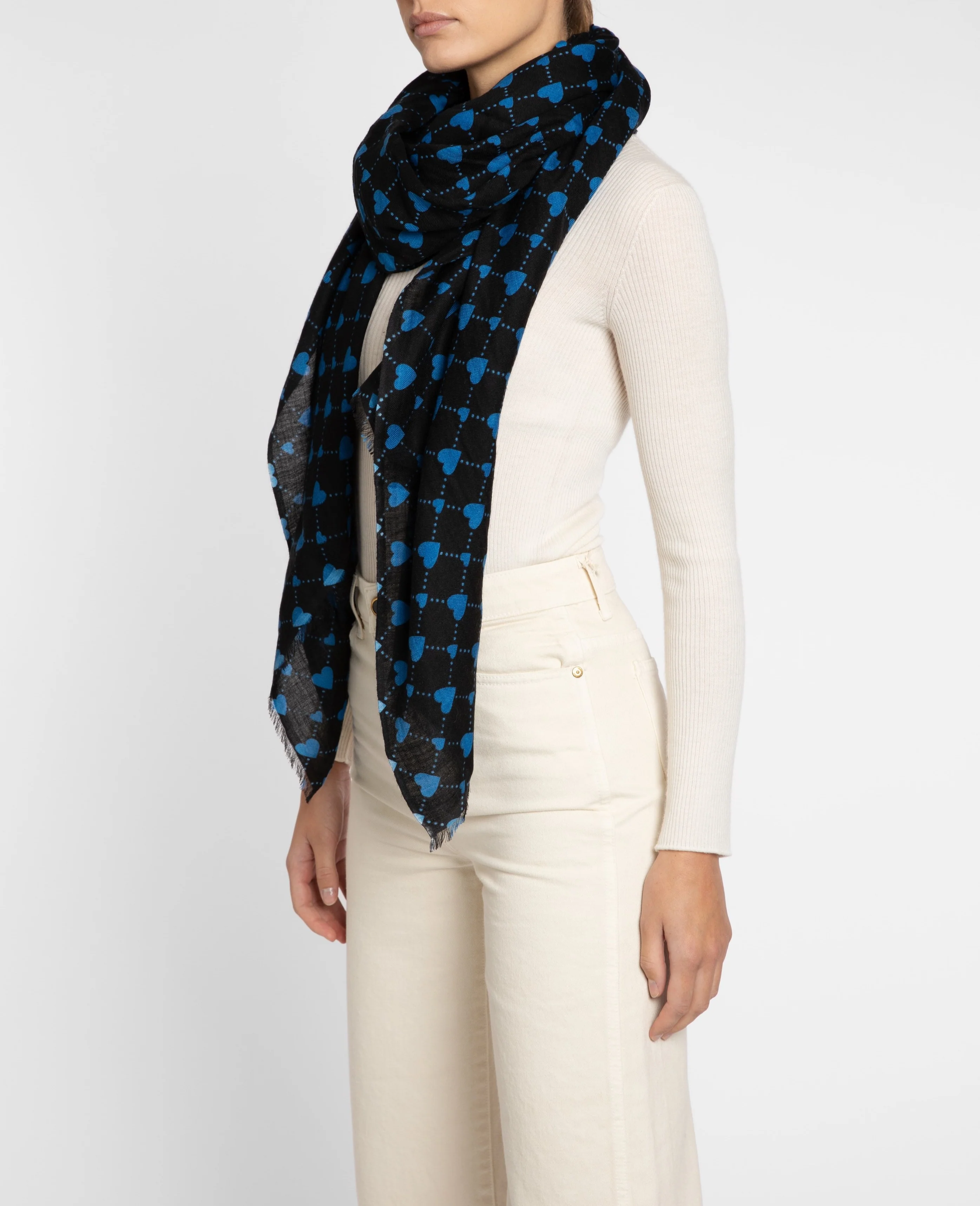 Kiara Diamond Black & Blue - Image 4