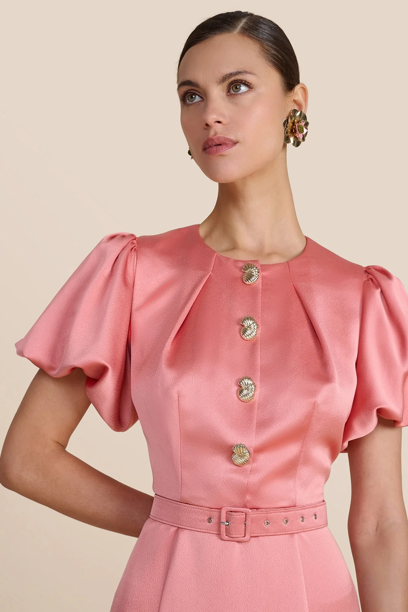 Rani Coral Rose Hammered Satin Dress - Image 5